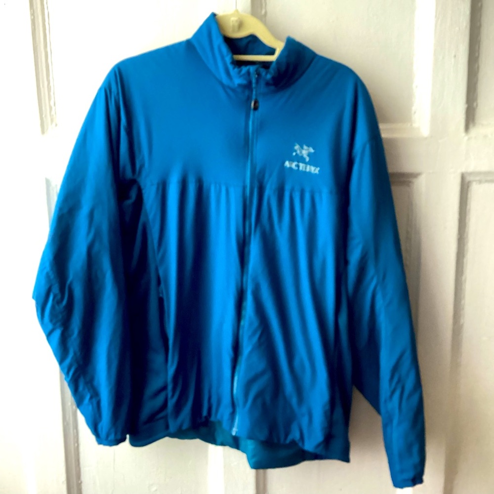 Arc’teryx Man’s Lightweight Jacket